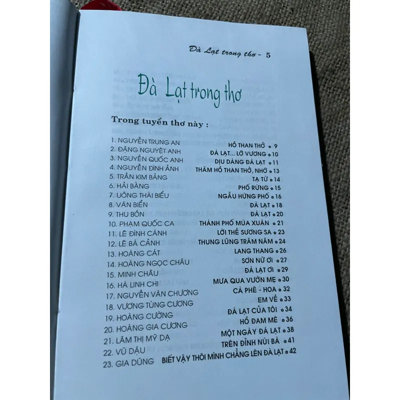 thơ về Đà Lạt: Đà Lạt trong thơ, Thơ trong Đà Lạt- bìa cứng 573708