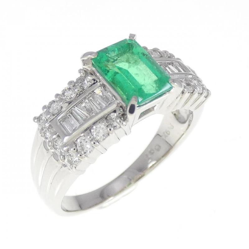 Nhẫn Emerald PT900 0.97CT 672378