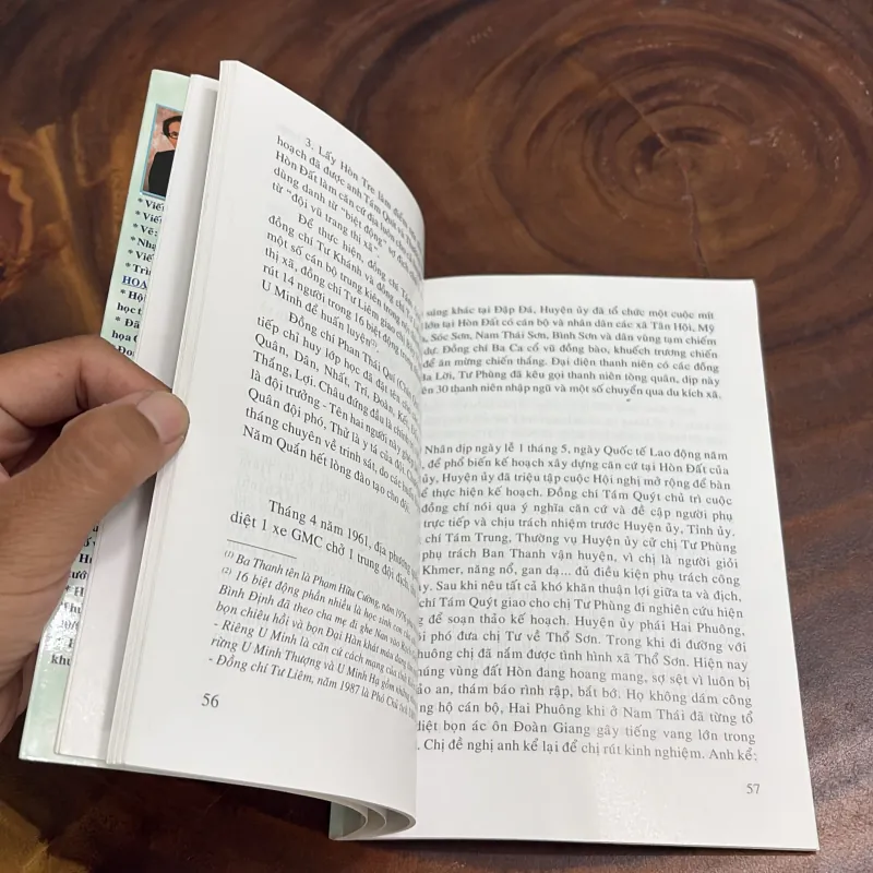 II Sách Lịch Sử: Truyền Thống Phan Thị Ràng, Người Con Gái Hòn Đất - 2012 1000935
