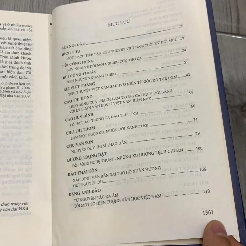 Tuyển tập lý luận phê bình văn học 1945 2015. 10a4 1026379