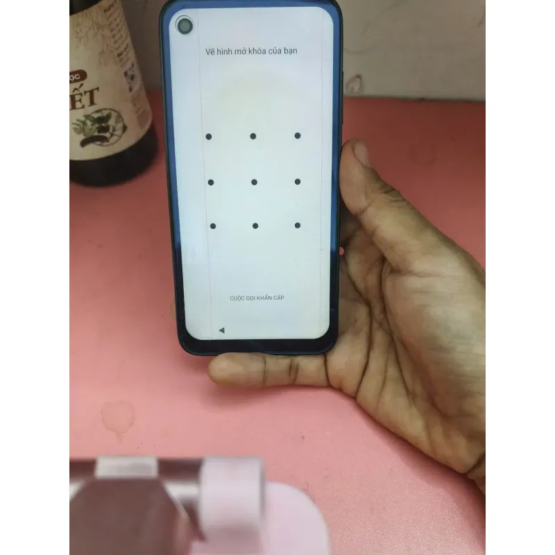 Điện thoai Qin 3 ULTRA 500956