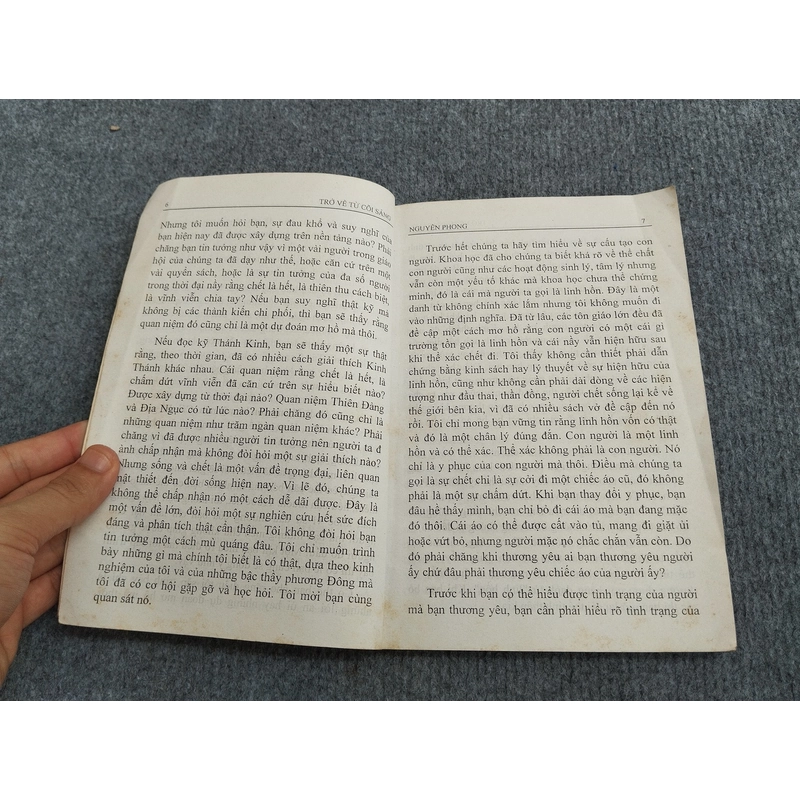 TRỞ VỀ TỪ CÕI SÁNG 494714