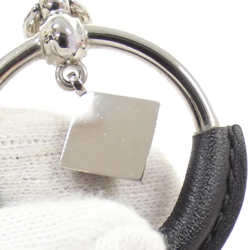 Khuyên tai Hermès Loop Médor 500105FK 625026