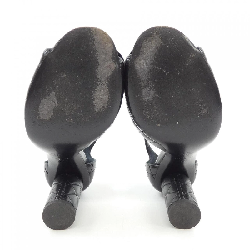 Giày sandal CHANEL - Hàng hiệu Authentic 830812