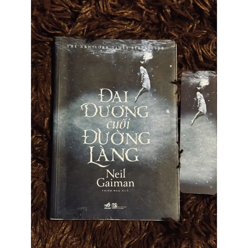 Đại dương cuối đường làng 932432