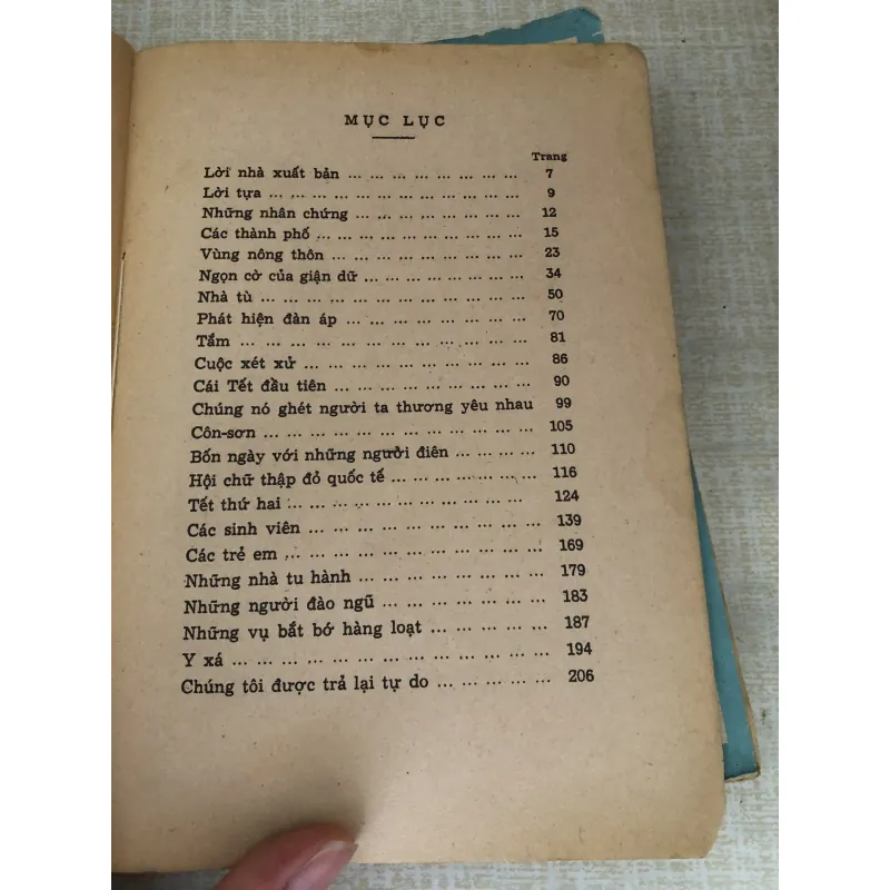 Thoát khỏi ngục tù Sài Gòn chúng tôi vạch tội 995300