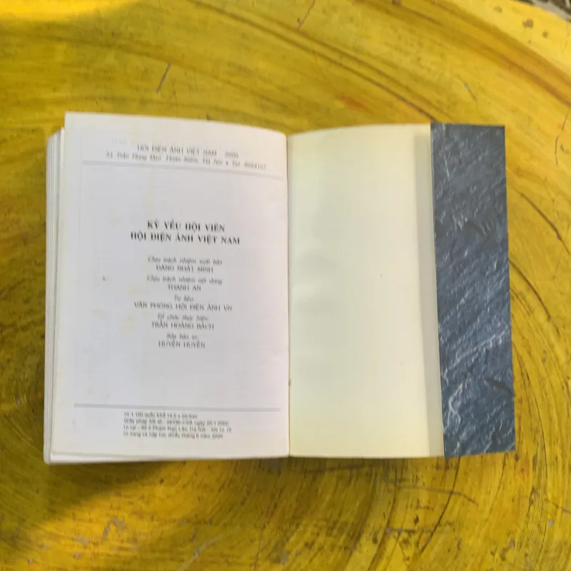 KỶ YẾU HỘI VIÊN HỘI ĐIỆN ẢNH VIỆT NAM 1002938