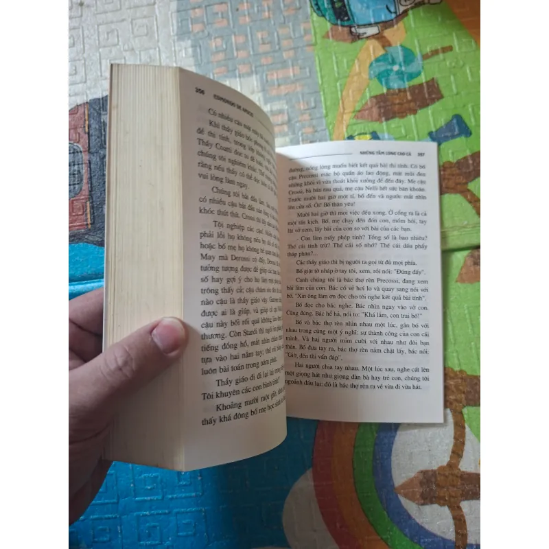 Những tấm lòng cao cả  970436