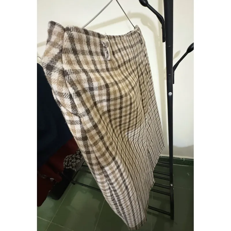 Chân váy midi kẻ caro xẻ tà 791317