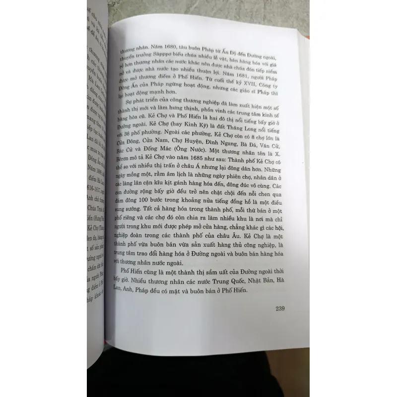 LỊCH SỬ VIỆT NAM GIẢN YẾU - CHỦ BIÊN: GS. LƯƠNG NINH 723123