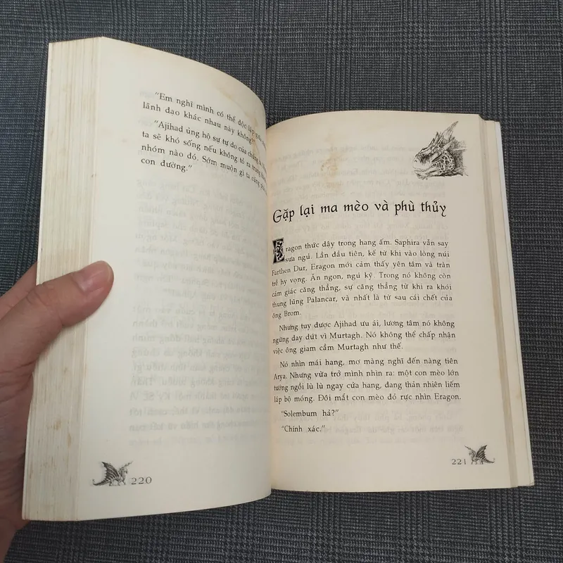 Eragon - Cậu bé cưỡi rồng - Tập 2 - Christopher Paolini 707024