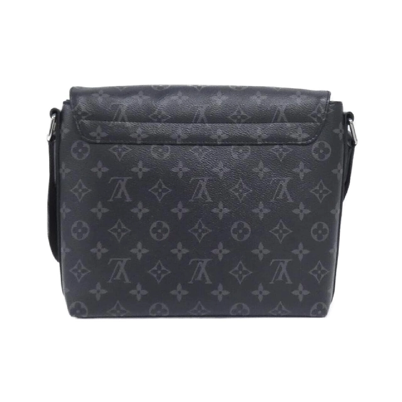 Túi đeo vai Louis Vuitton Monogram Eclipse District PM M45272 - Hàng hiệu Chính hãng 802061