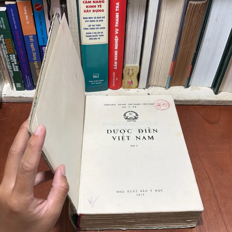 II Sách Y: Dược Điển Việt Nam (Tập 1) - 1977 798032