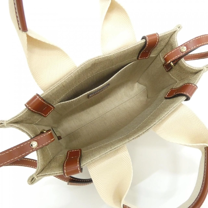 Túi xách nhỏ Woody CHC22AS397 I26 - Hàng hiệu Authentic 764140