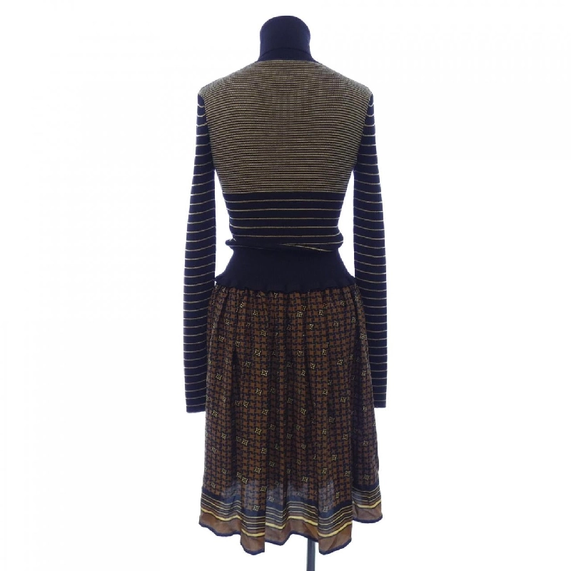 Đầm LOUIS VUITTON 648165