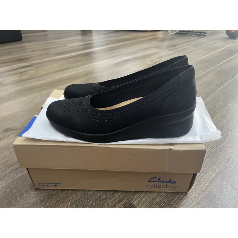 Giày Clarks nữ đế xuồng Suttyn Kaylie 562456