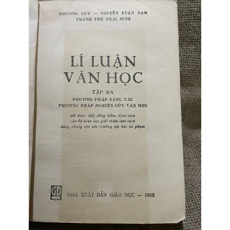 Lý luận văn học - tập 3- phương pháp sáng tác và nghiên cứu văn học 959549