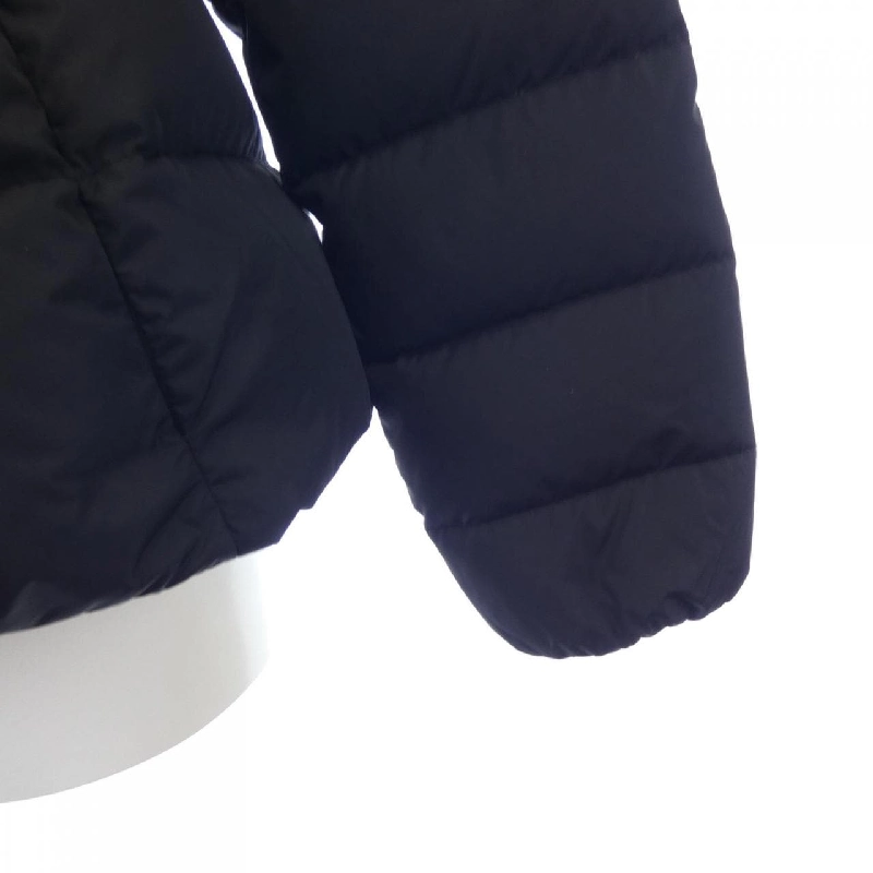 Áo khoác lông vũ MONCLER AVOCETTE 630556
