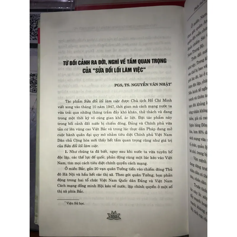 60 năm tác phẩm sửa đổi lối làm việc  754055