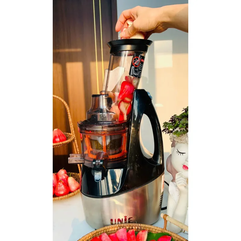 Máy ép chậm UNIE UE-580 công suất 240W, ép kiệt bã 98%, ống ép kết hợp lưỡi dao tiện lợi 799142