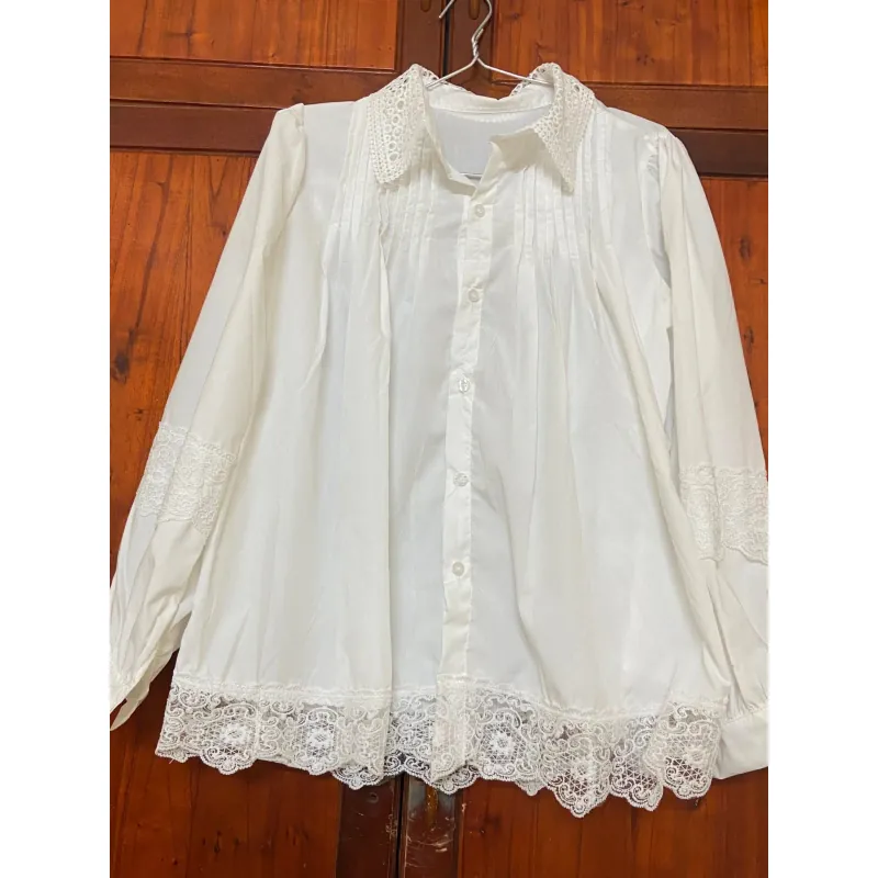 Áo trắng mới mua chưa mặc size L 1027037