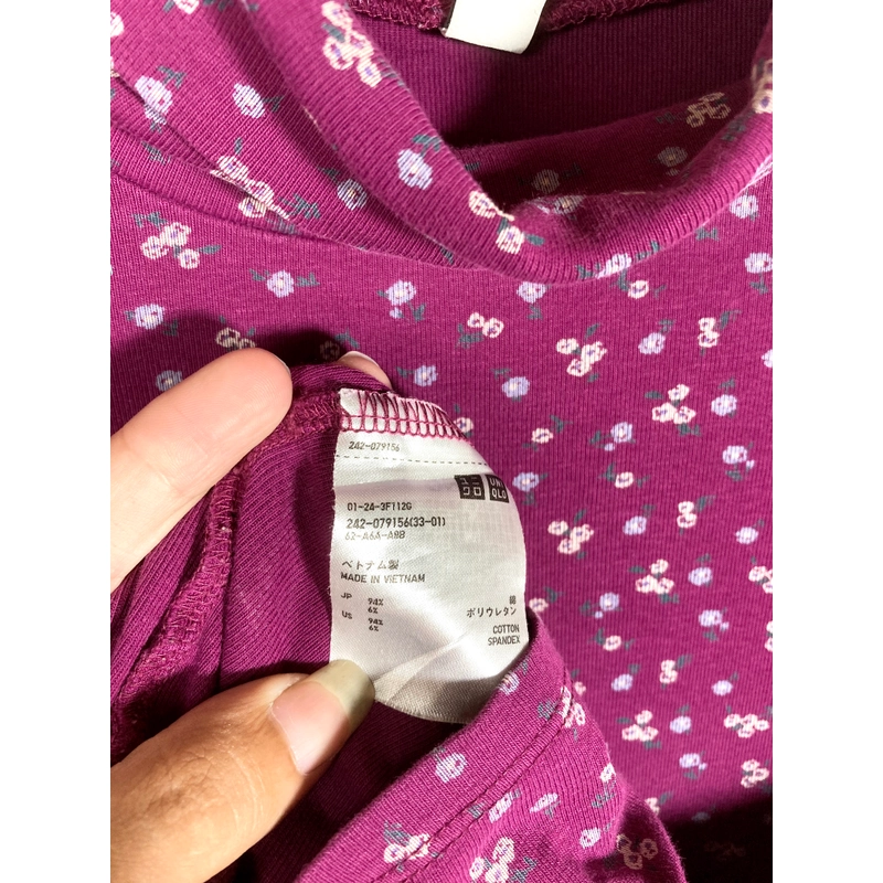 

Áo Thun Giữ Nhiệt Nhật Nhà UNIQLO Size S/ M
 329535