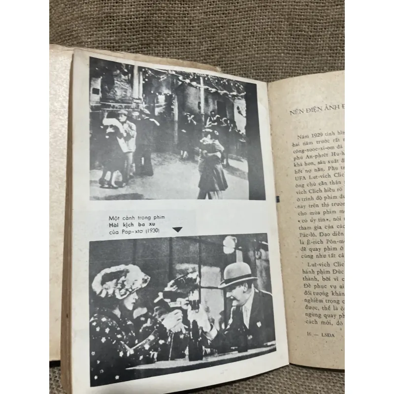 Lịch sử điện ảnh thế giới , hơn 1000 trang  1018061