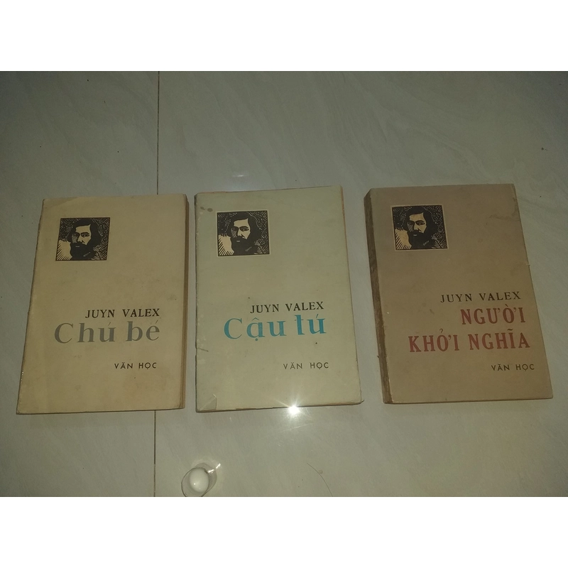 Chú Bé - Cậu Tú -  Người Khởi Nghĩa - Juyn Valex. Bản dịch của Trần Dần (không đề tên) 548679
