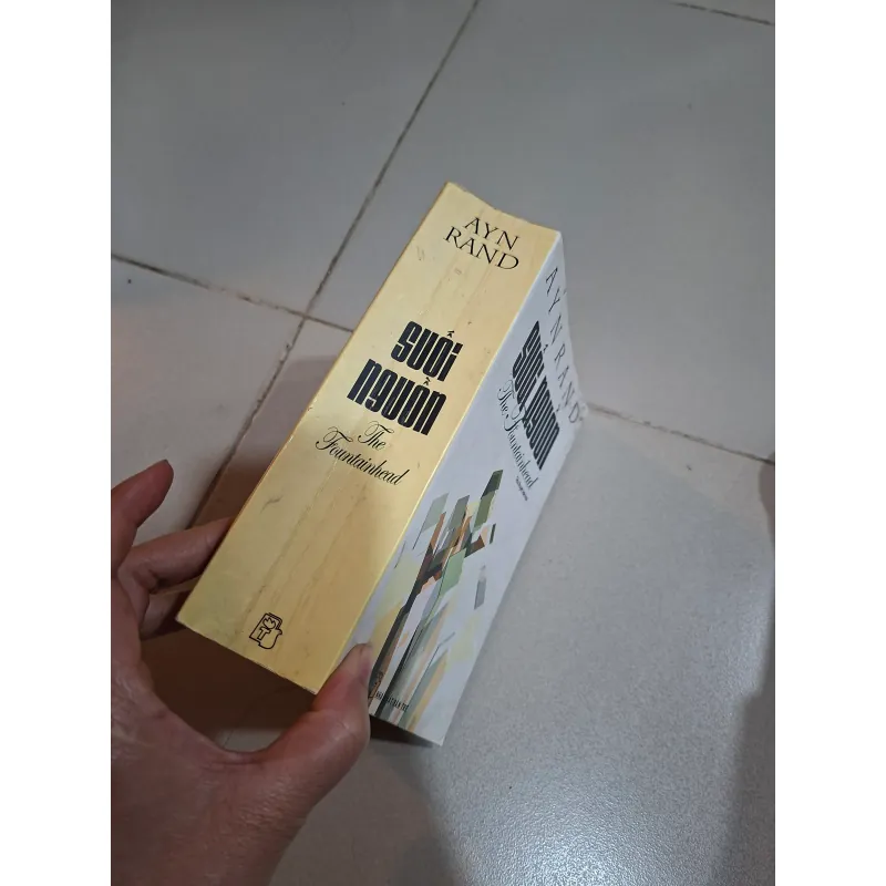 Suối nguồn 934520