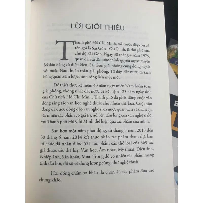 Mặt Đẩt - Bầu Trời - Hồ Thi Ca 693275