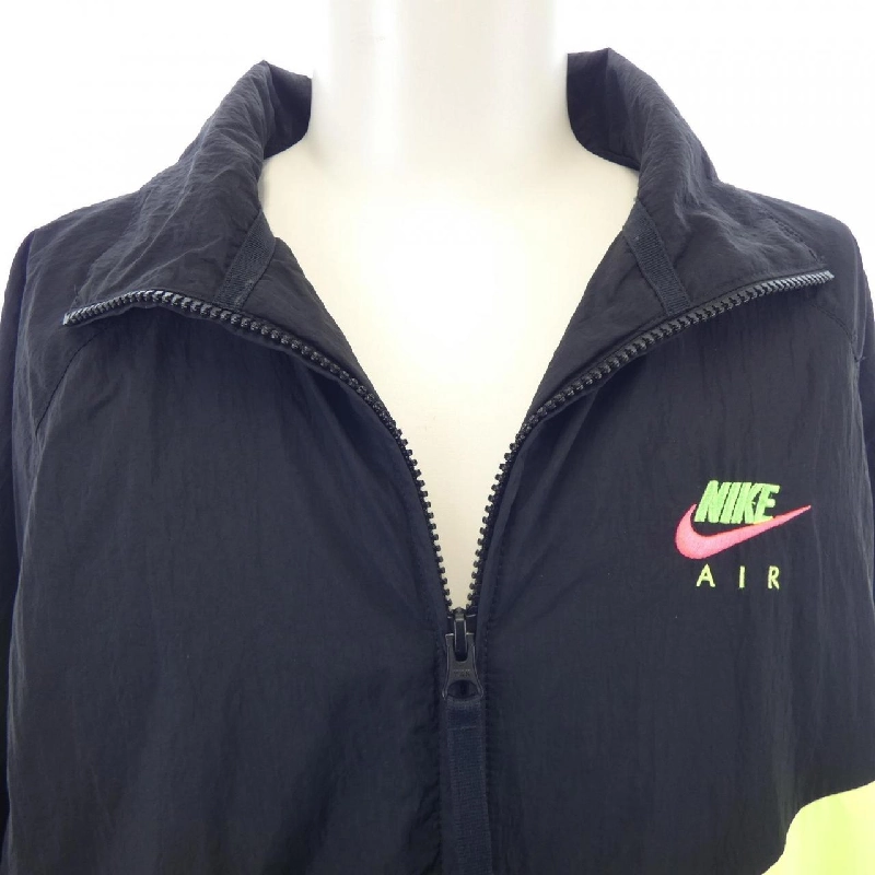 Áo khoác NIKE - Hàng hiệu Authentic 897559