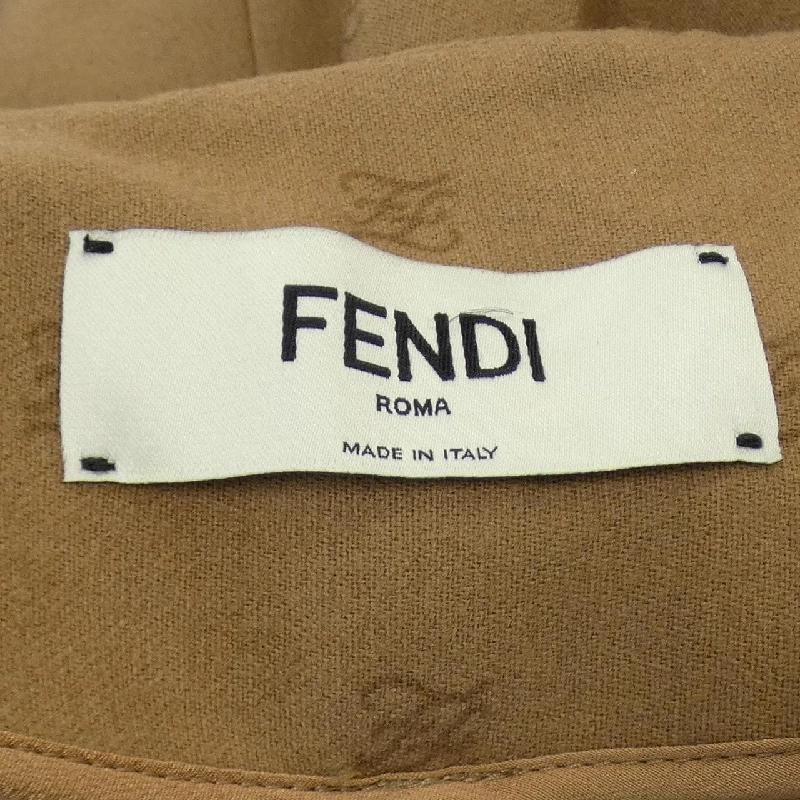 【Mã giảm giá】Quần short FENDI 654113