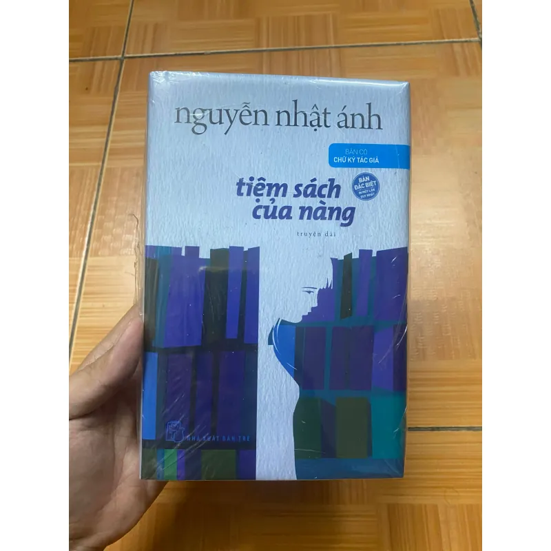 Tiệm sách của nàng (có chữ ký tác giả) 702696