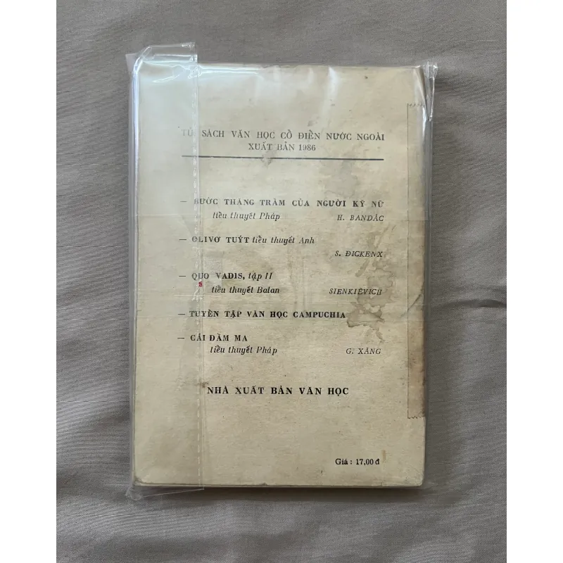 NGÂN HÀNG TÌNH YÊU - Alberto Moravia 1031317