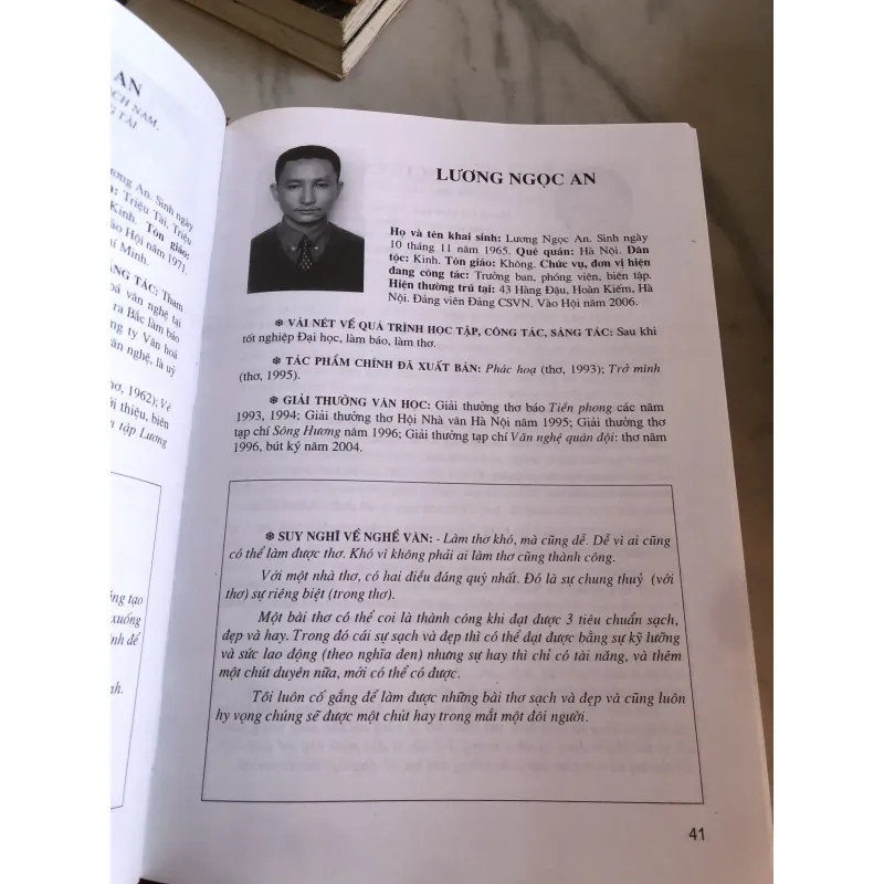 Nhà văn Việt Nam hiện đại 791541