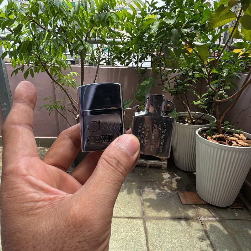 Hộp quẹt zippo 2004 made in Usa 450846