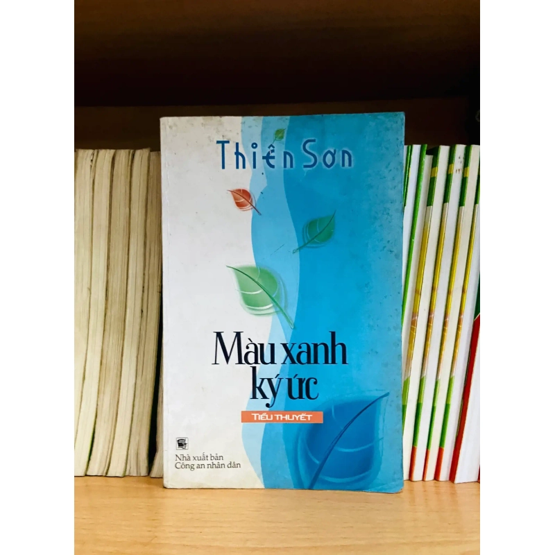 (Sách cũ SCGR) Màu xanh ký ức - Thiên Sơn - Văn học VAVOD1O3N5C3-4 Blogmeo090426 1015543