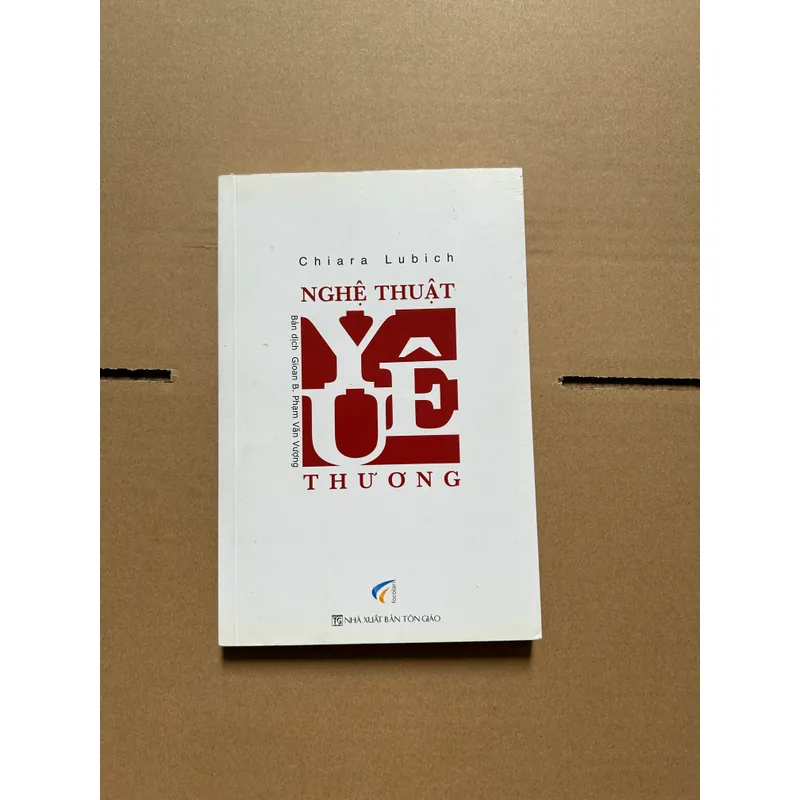 Nghệ thuật yêu thương 704064