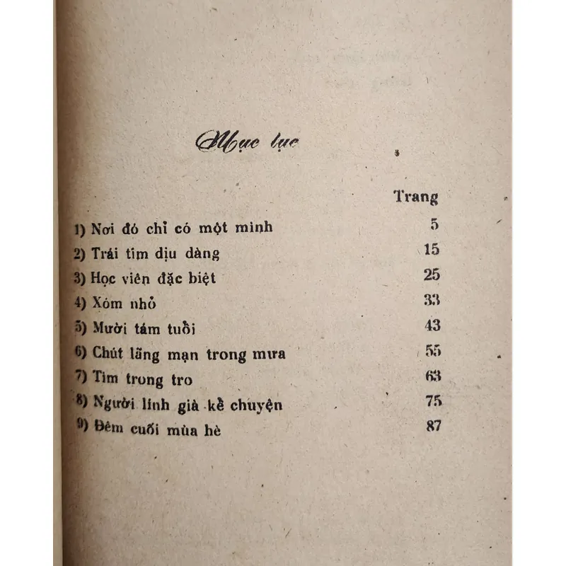 Tập truyện của Lý Lan - Chút lãng mạn trong mưa 708816