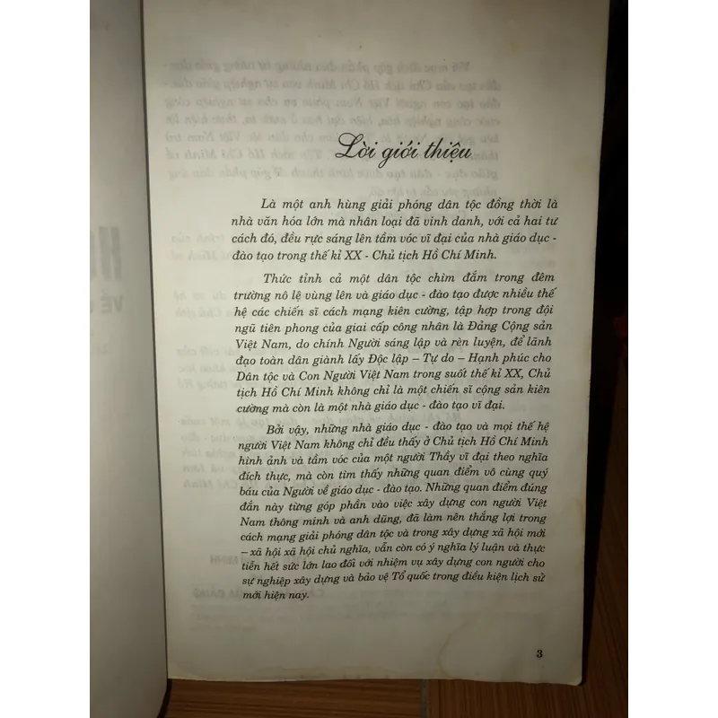 Hồ Chí Minh về giáo dục và đào tạo  721049