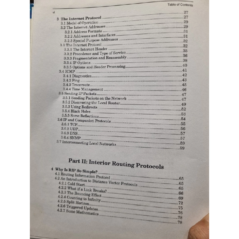 ROUTING IN THE INTERNET - Christian Huitema 209250