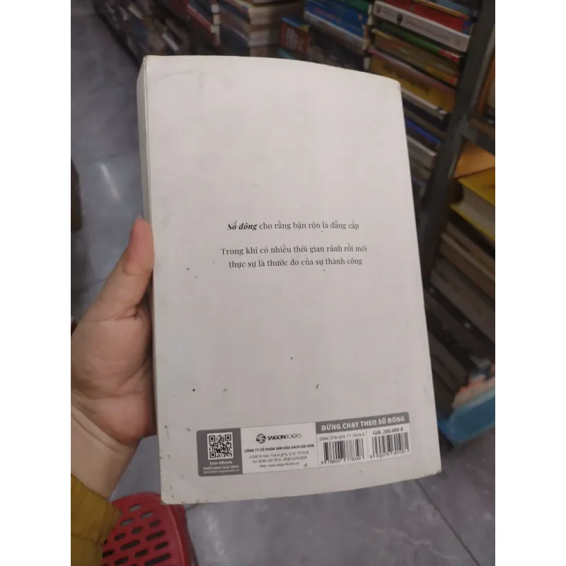 Sách: Đừng chạy theo số đông - Tác giả: Kiên Trần (B1) 716361