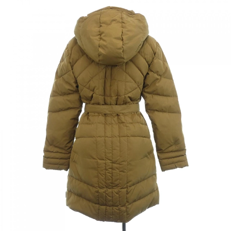 Áo khoác lông vũ MONCLER 642042