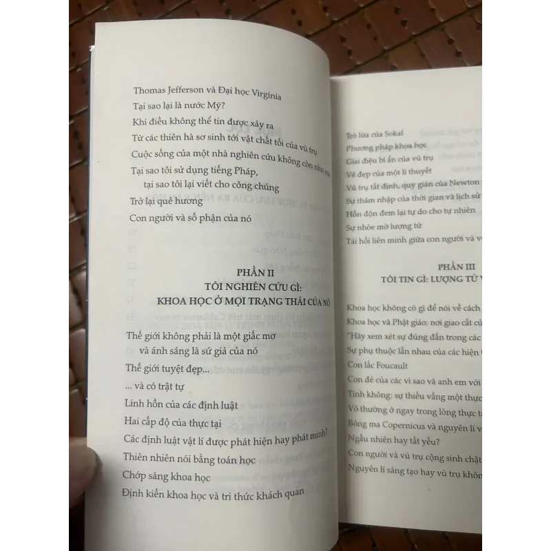 Vũ trụ và hoa sen - Trịnh Xuân Thuận 992265