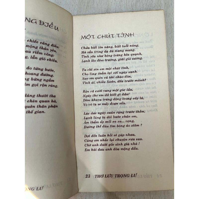 Tuyển tập thơ chọn lọc: Lưu Trọng Lư 763614