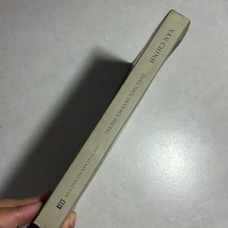 Thần thức dưới rêu phong - Văn Chinh 783234