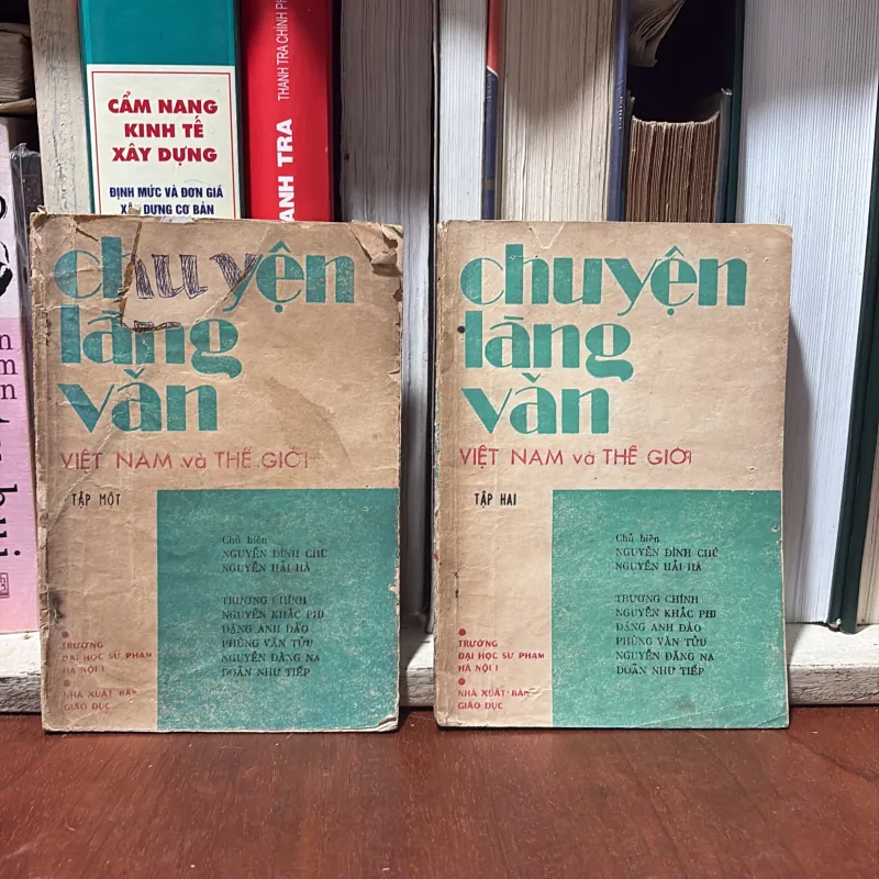 II Văn Học Việt Nam: Chuyện Làng Văn _ Việt Nam Và Thế Giới (2 Tập) - 1987 752314