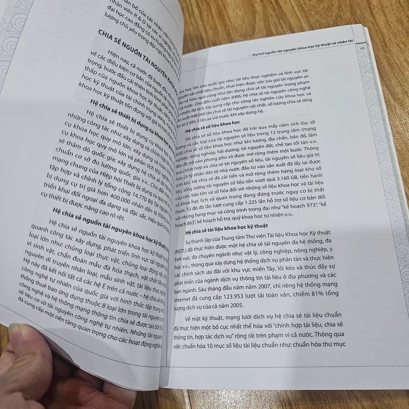 Khoa học kỹ thuật và giáo dục Trung Quốc 
 690600