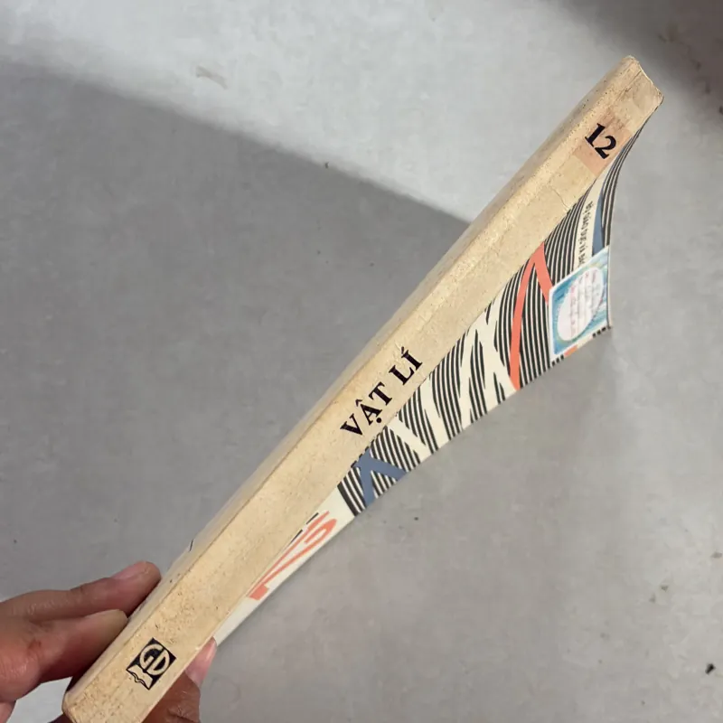 Vật lý 12 - 2000s 990372