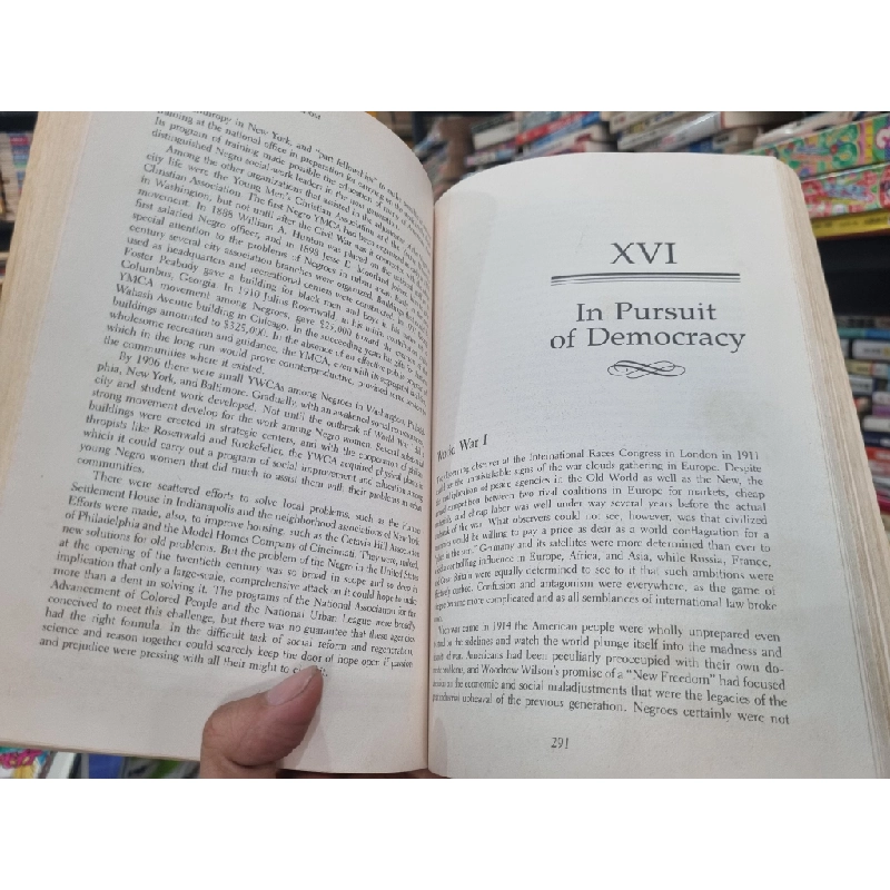 FROM SLAVERY TO FREEDOM : A HISTORY OF NEGRO AMERICANS (6th Edition) - John Hope Franklin & Alfred A. Moss 144628